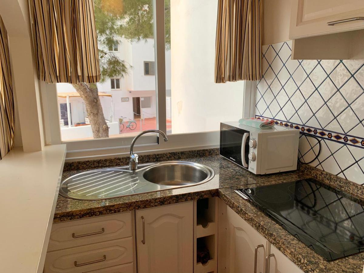 Apartamentos Rex Con 2 Camere Da Letto Es Pujols Eksteriør bilde